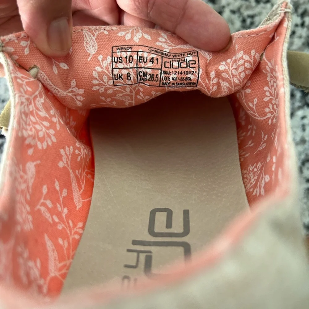 Hey Dude Wendy Chambray Shoe-Women’s. Size 10 - Picture 5 of 5